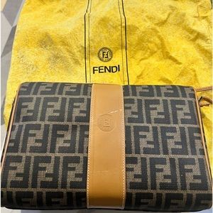 Authentic Vintage Fendi Cognac Saddle Bag no dust bag
